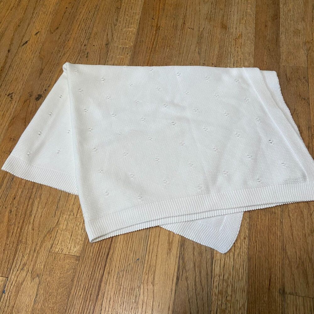 Pepa London Luxury White Knit Pointelle Baby Blanket